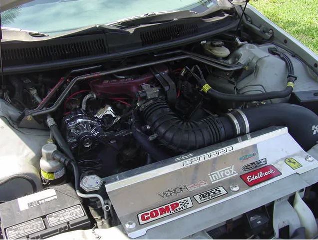 v6 Camaro engine bay