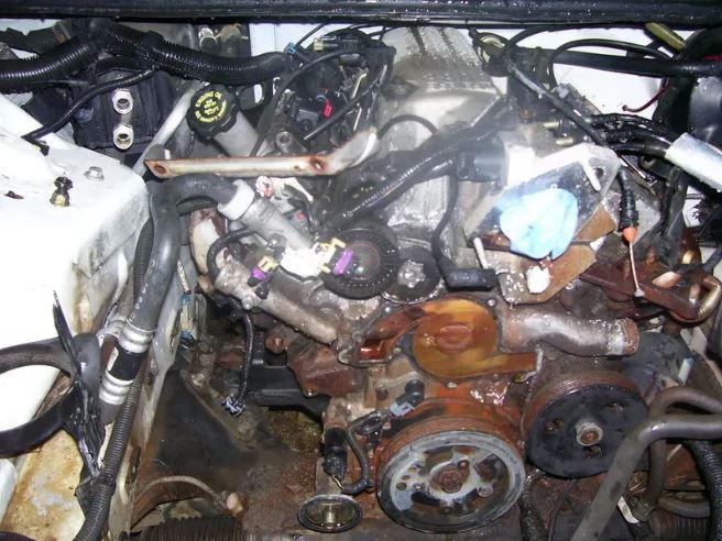 V6 Camaro Engine Apart