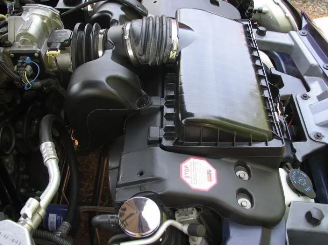 Camaro V6 Engine Bay