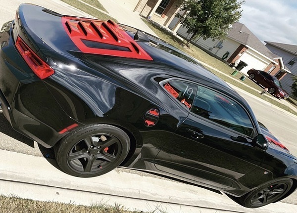 V6 Camaro most shared photo November 2019