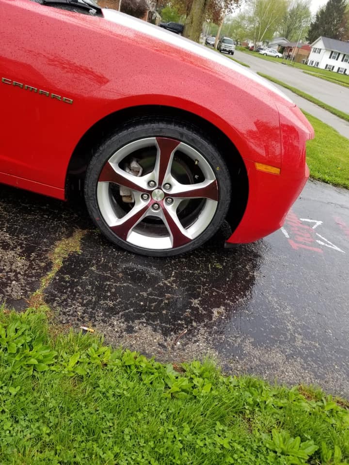 red camaro red and white rims