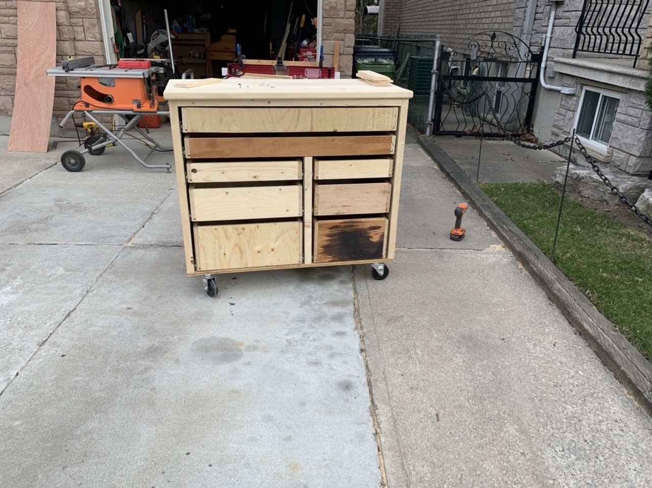 Pine tool chest out of wood